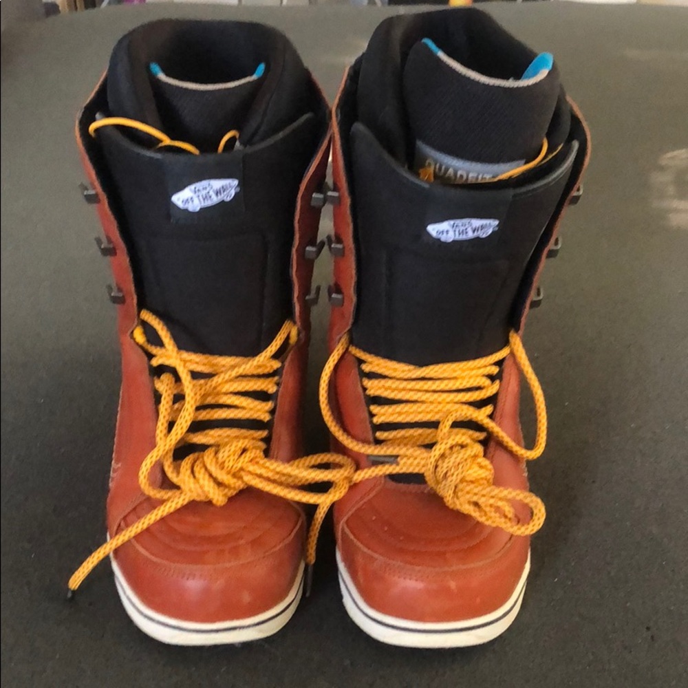 Vans snowboarding boot size 11